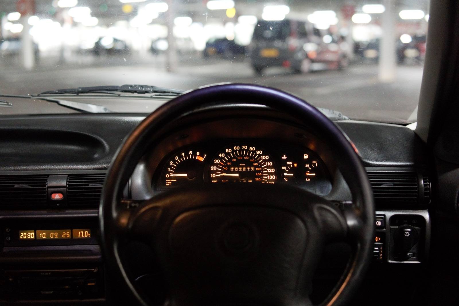 1995 Vauxhall Astra V6 - Image 17
