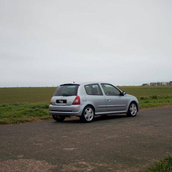 2003 Renault Clio 172 - Image 2