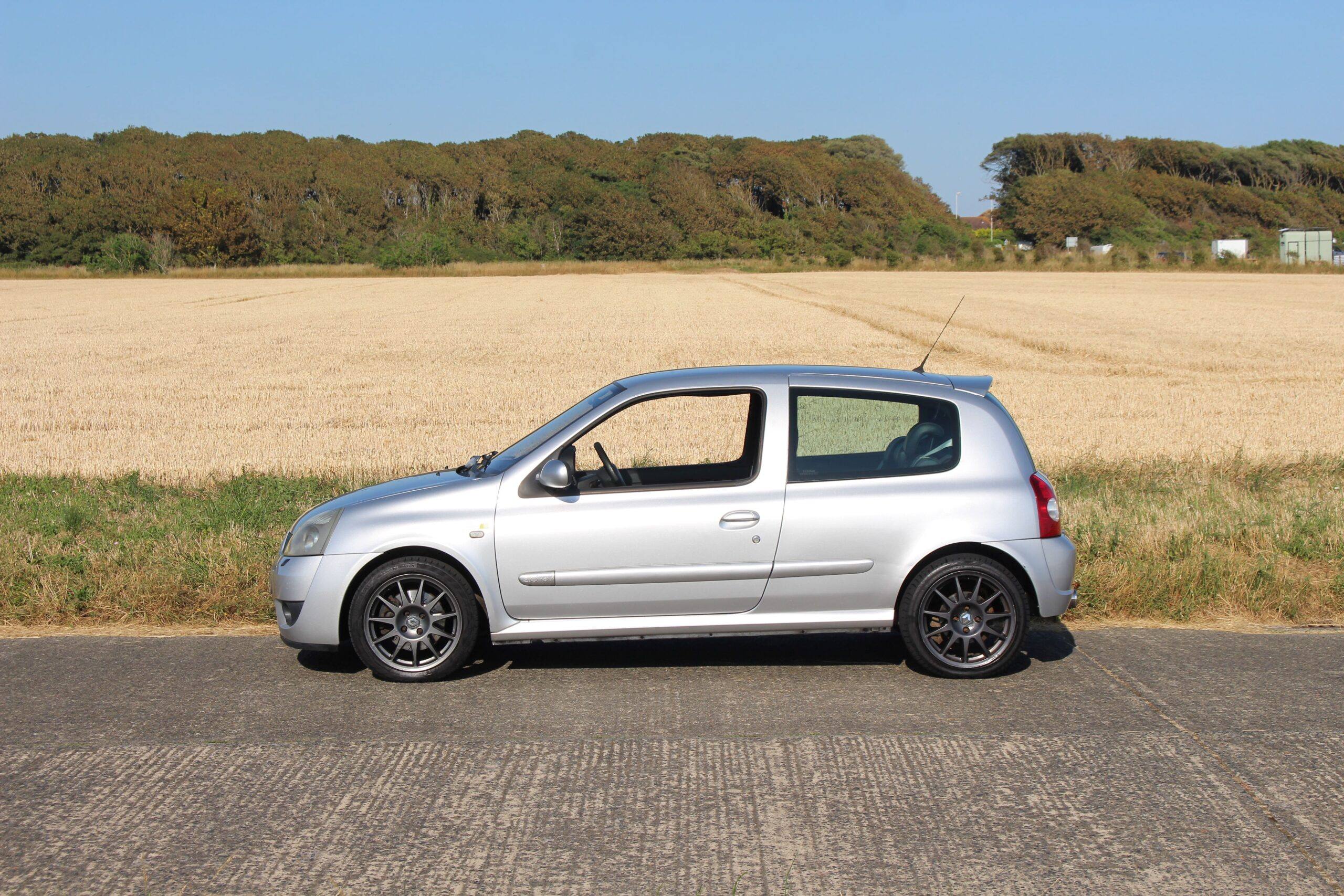 Renault Clio 182 - Image 7