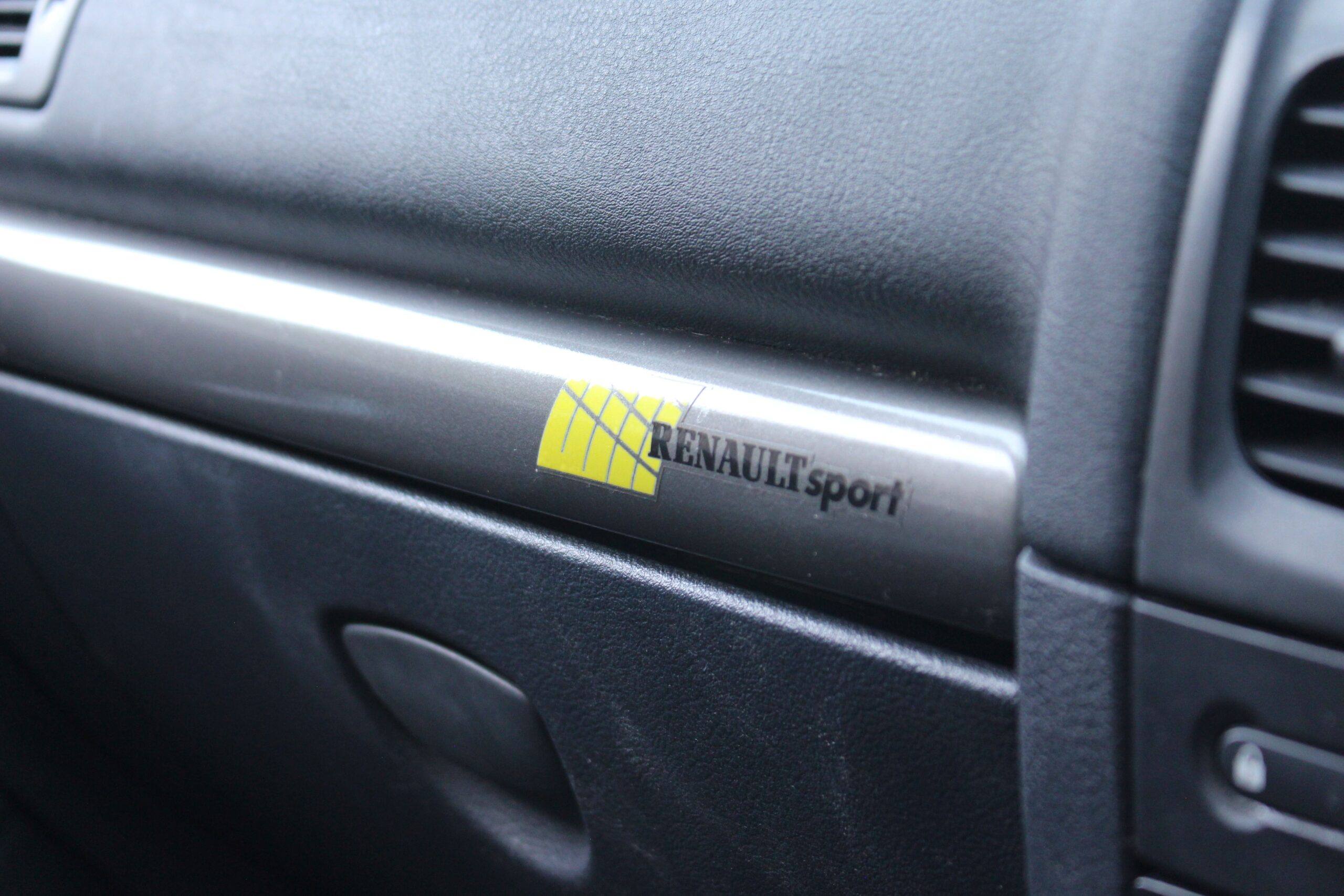 Renault Clio 182 - Image 24